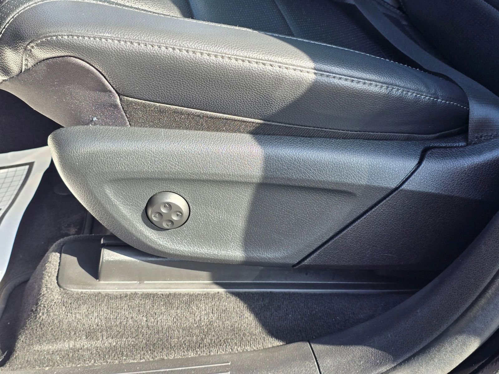 Used 2020 Mercedes-Benz GLE 350 4MATIC image 21