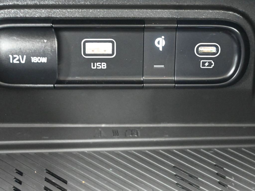 Certified 2025 Kia Sportage X-Pro image 28