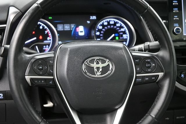 Used 2021 Toyota Camry XLE FWD image 8