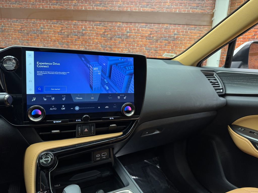Used 2023 Lexus NX 350 AWD image 17