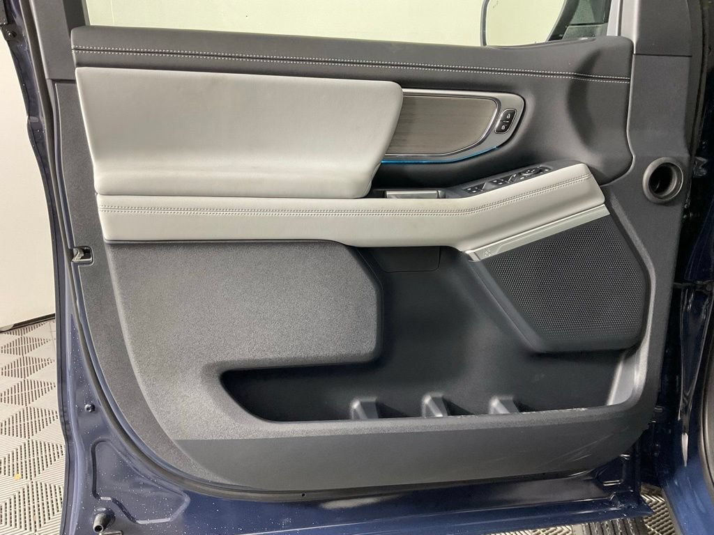 New 2027 Ford Expedition Max Platinum AWD/4WD image 12