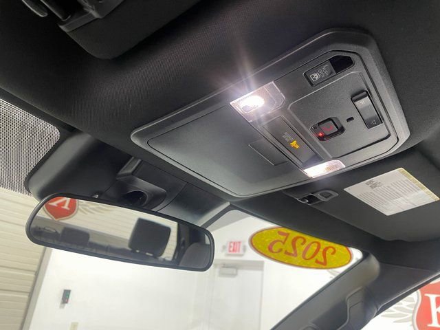 Used 2025 Toyota Tundra SR5 AWD/4WD image 18