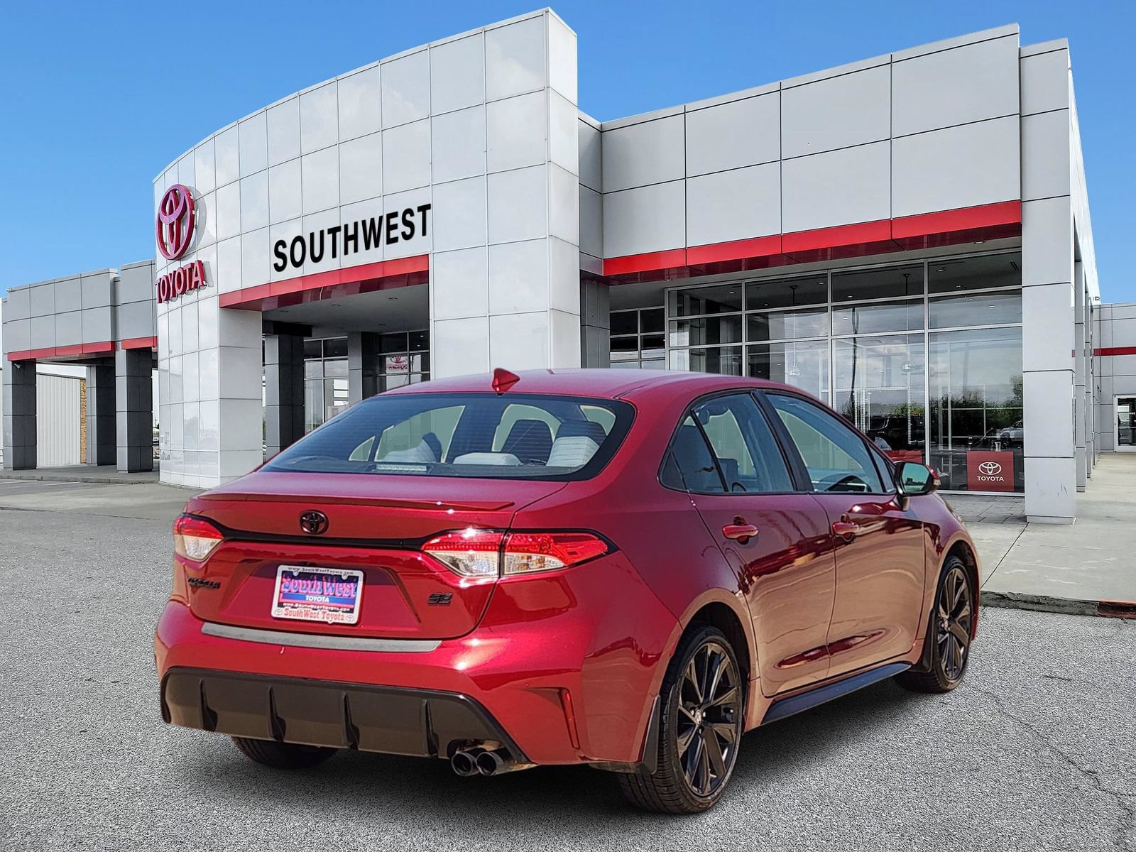 Used 2025 Toyota Corolla SE FWD image 5