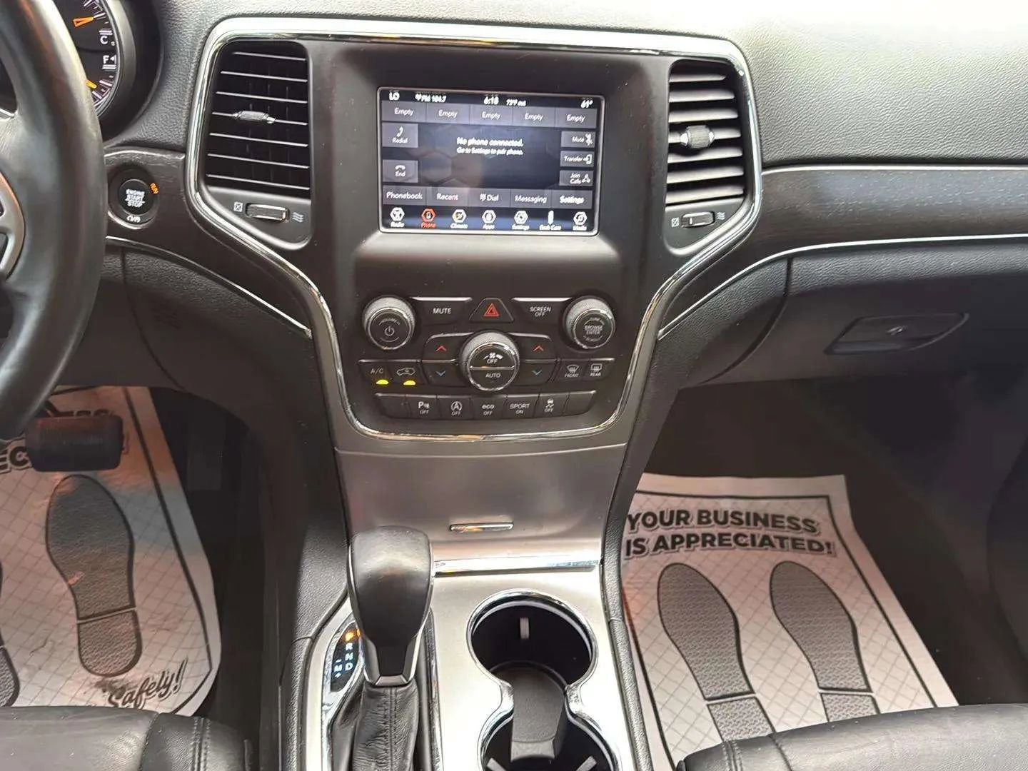 Used 2018 Jeep Grand Cherokee Limited image 9