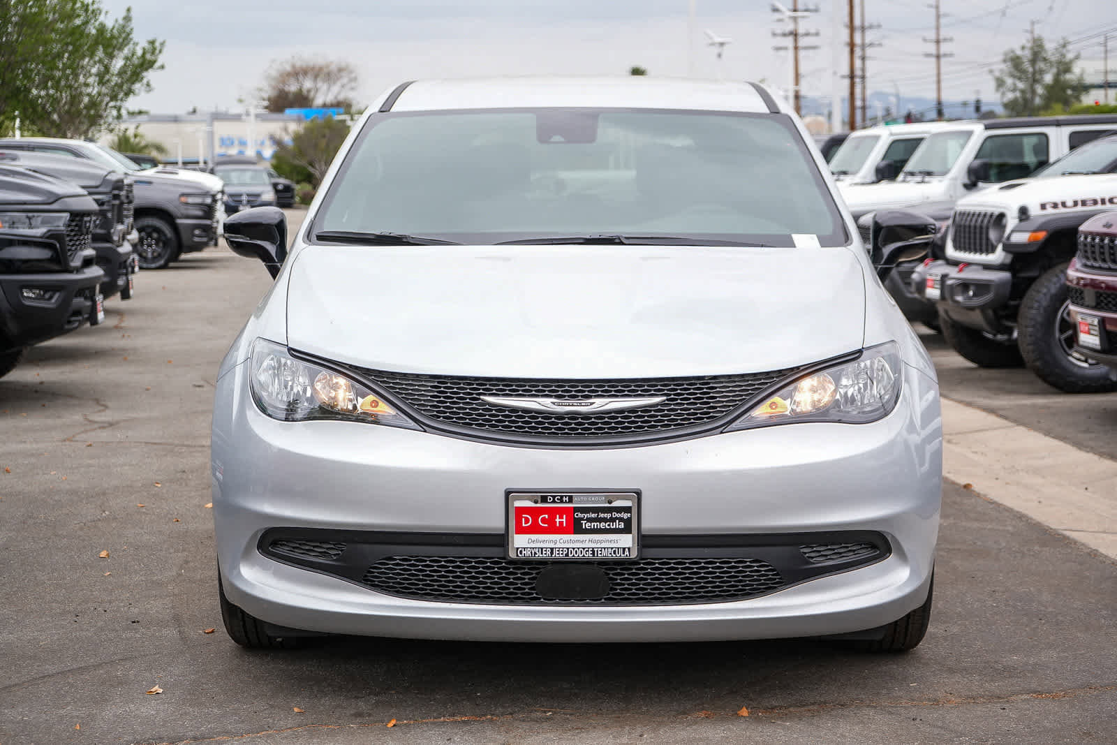 New 2026 Chrysler Voyager LX image 2