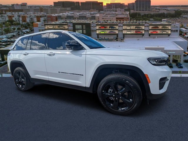 New 2025 Jeep Grand Cherokee Altitude