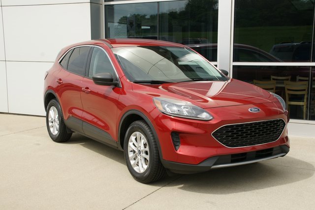 Used 2022 Ford Escape SE w/ Convenience Package image 2