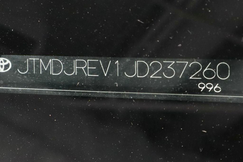 Used 2018 Toyota RAV4 Limited image 34