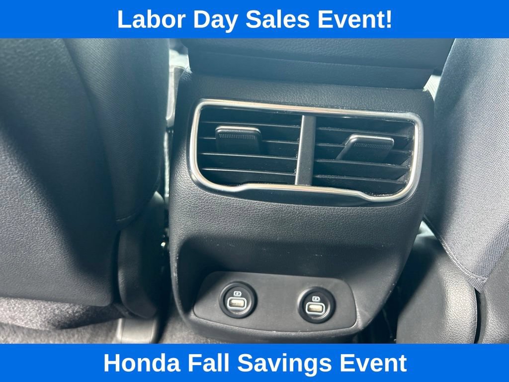 Used 2022 Hyundai Santa Fe SEL w/ Convenience Package FWD image 16