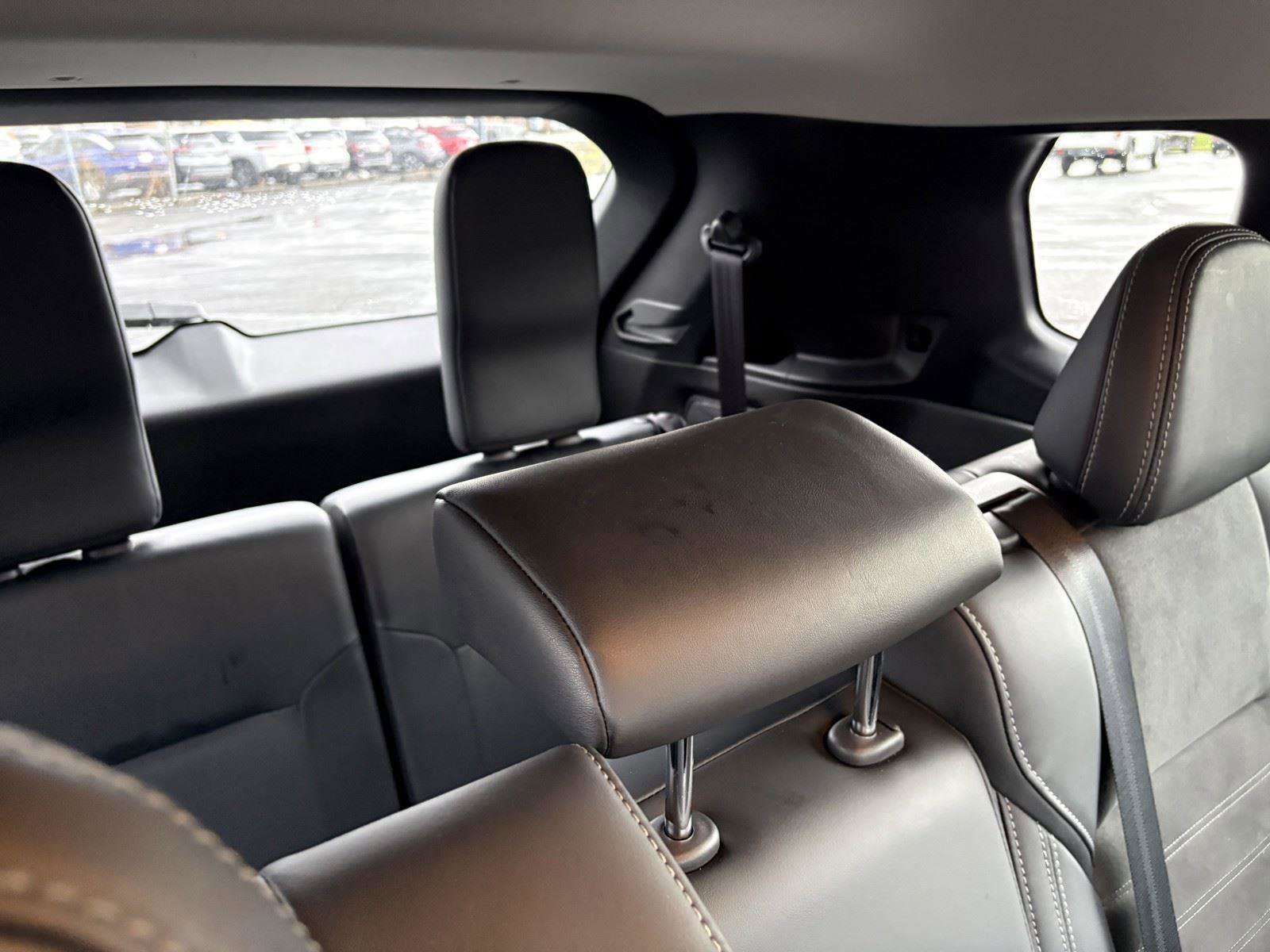 Used 2024 Mitsubishi Outlander SE image 13