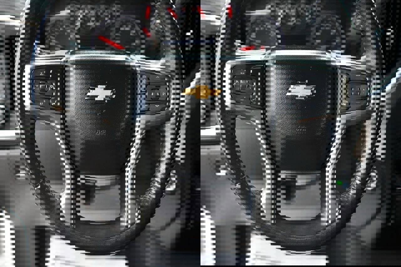 Used 2021 Chevrolet Silverado 1500 LT w/ LPO, Dark Essentials Package image 21