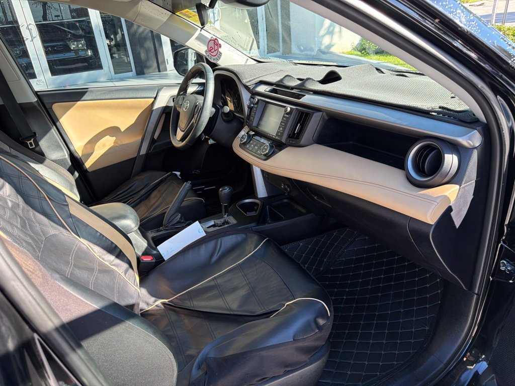 Used 2017 Toyota RAV4 XLE FWD image 15