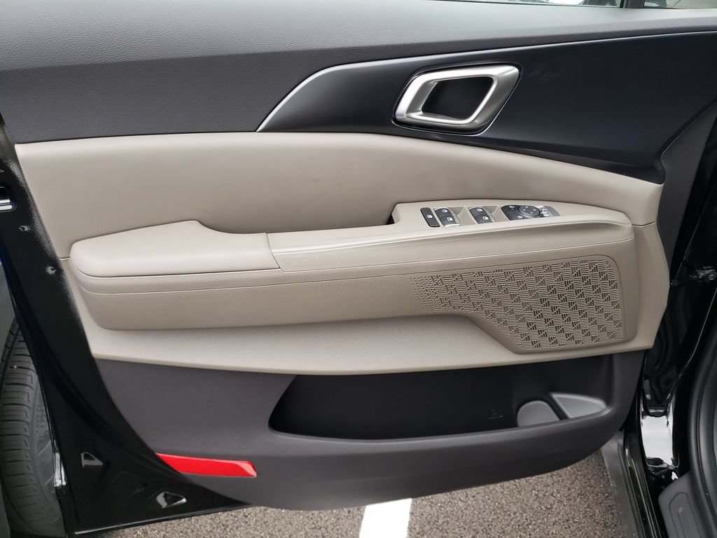 New 2026 Kia Carnival FWD image 15