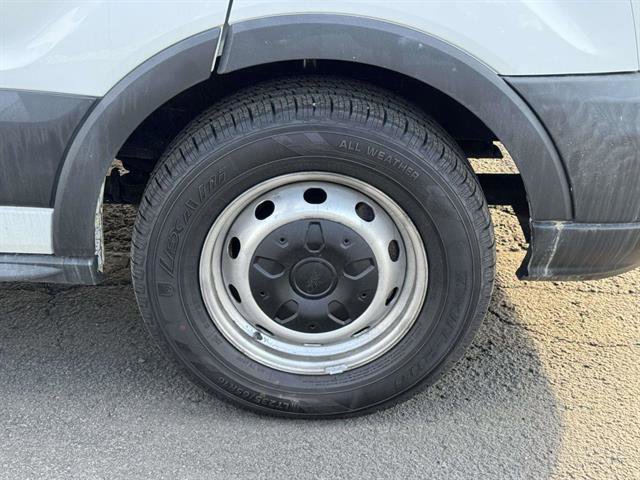 Used 2018 Ford Transit 250 130 Low Roof image 6