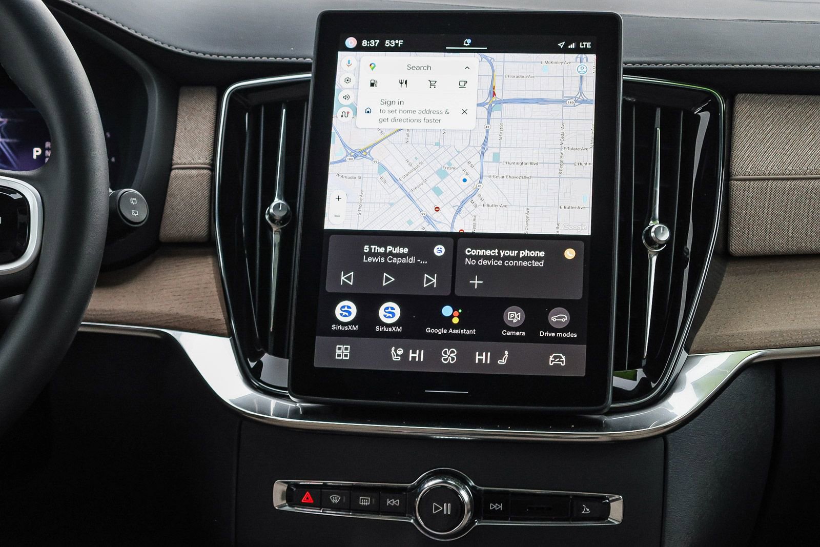 New 2025 Volvo XC90 B6 Core w/ Climate Package image 25