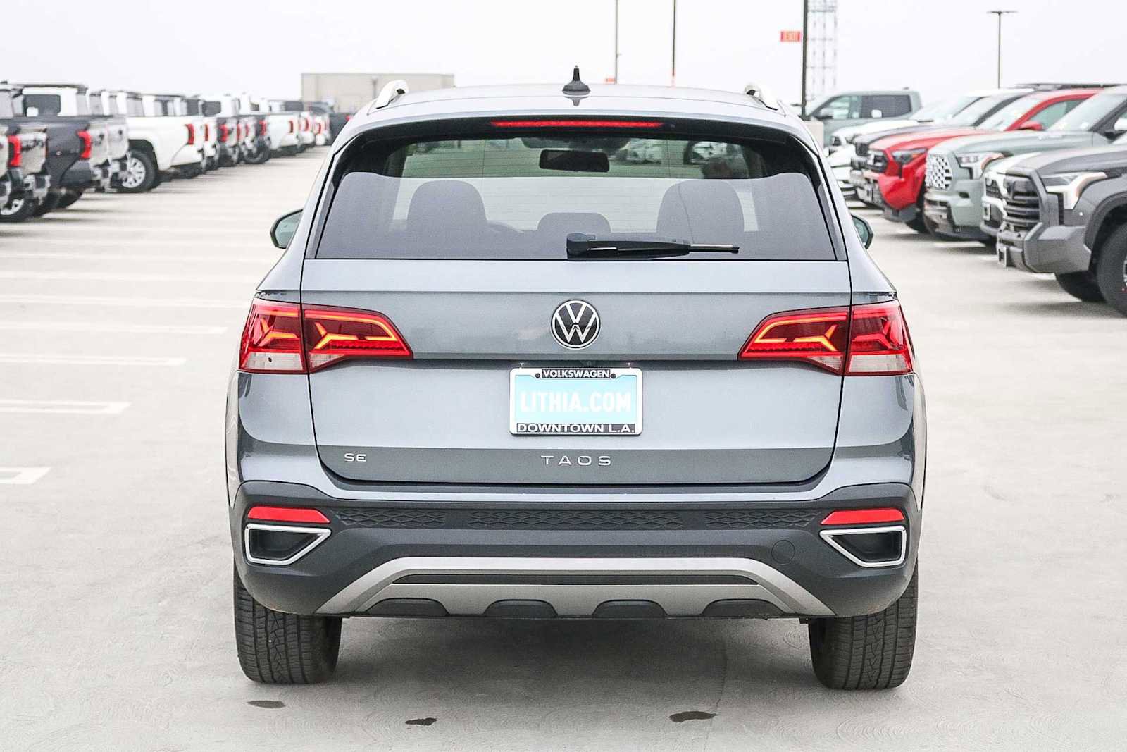 Used 2022 Volkswagen Taos SE image 7