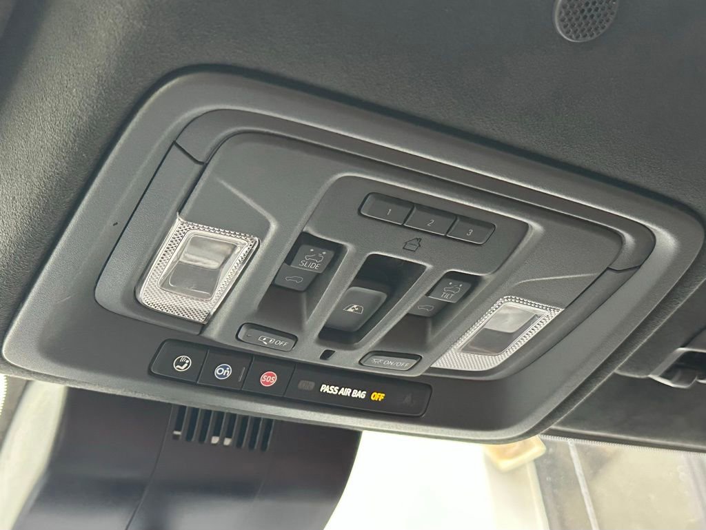 Used 2025 GMC Sierra 1500 Denali Ultimate image 49