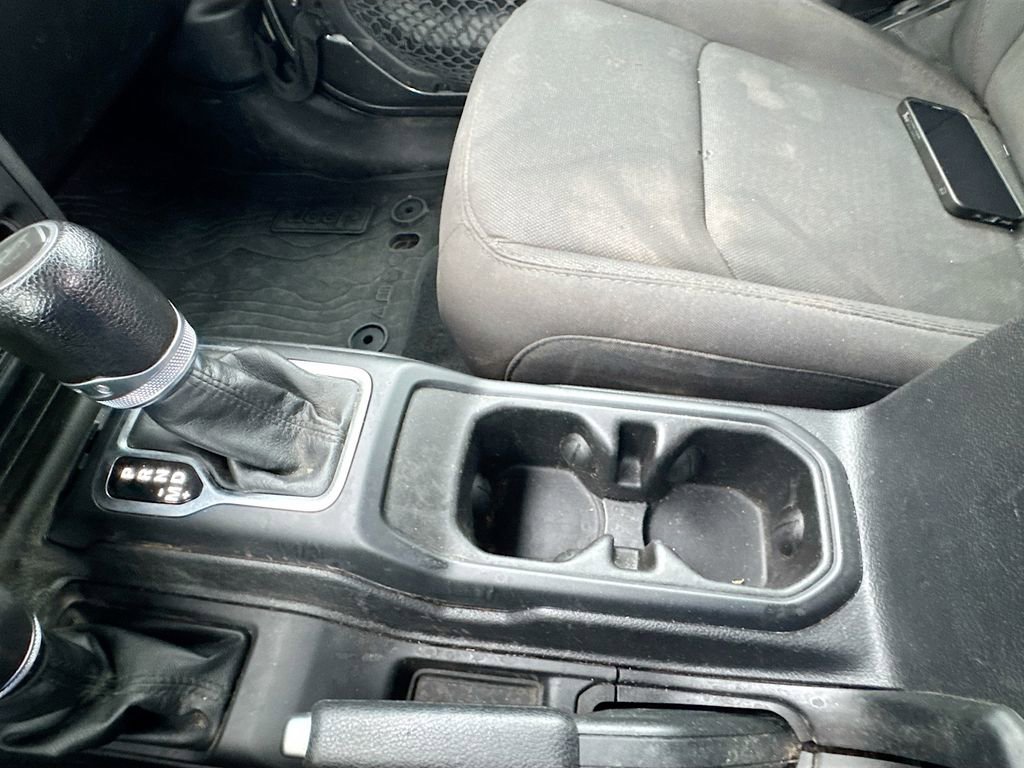 Used 2023 Jeep Gladiator Sport AWD/4WD image 24