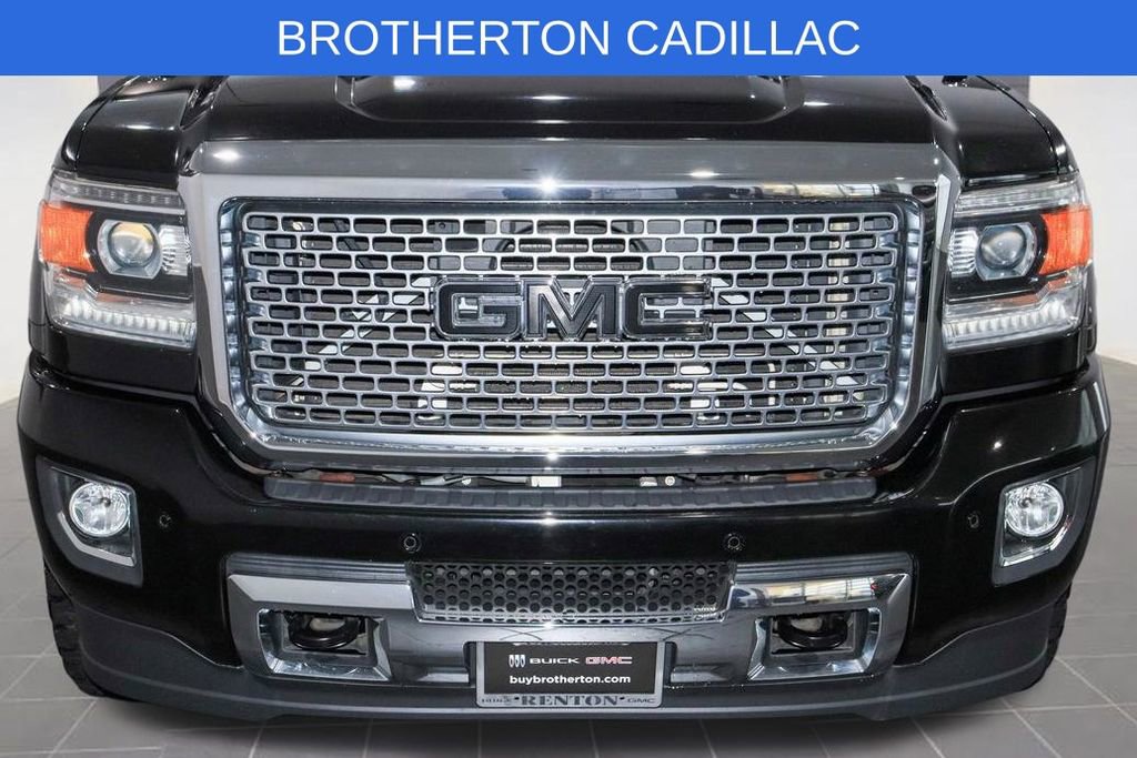 Used 2016 GMC Sierra 2500 Denali w/ Duramax Plus Package image 12
