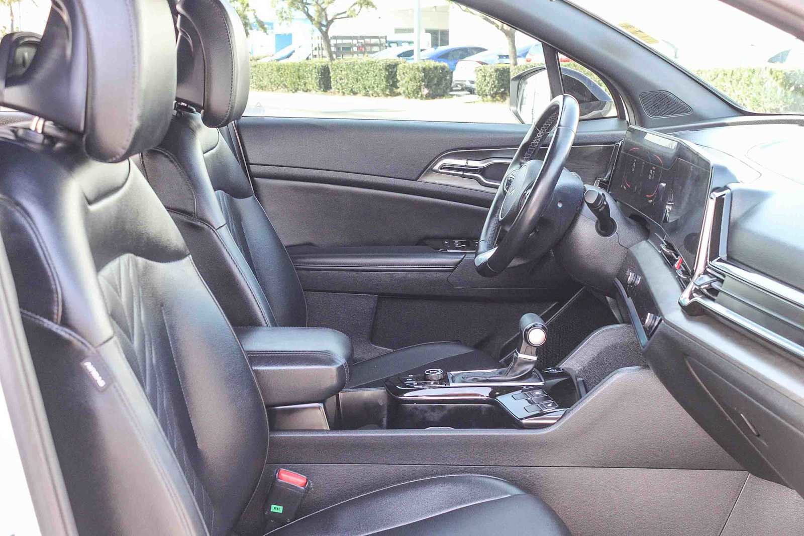 Used 2023 Kia Sportage X-Line w/ X-Line Premium Package image 16