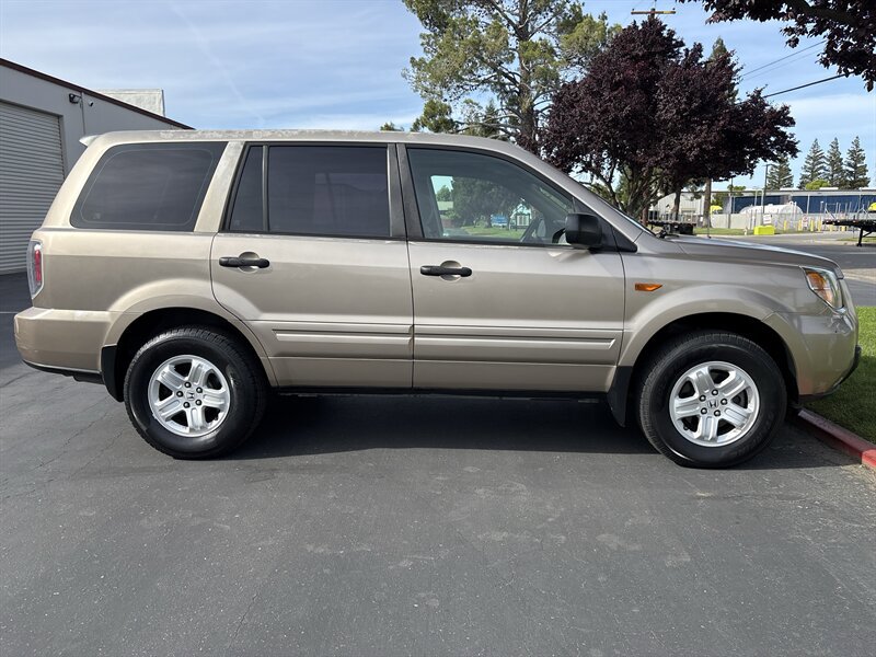 Used 2006 Honda Pilot LX image 14