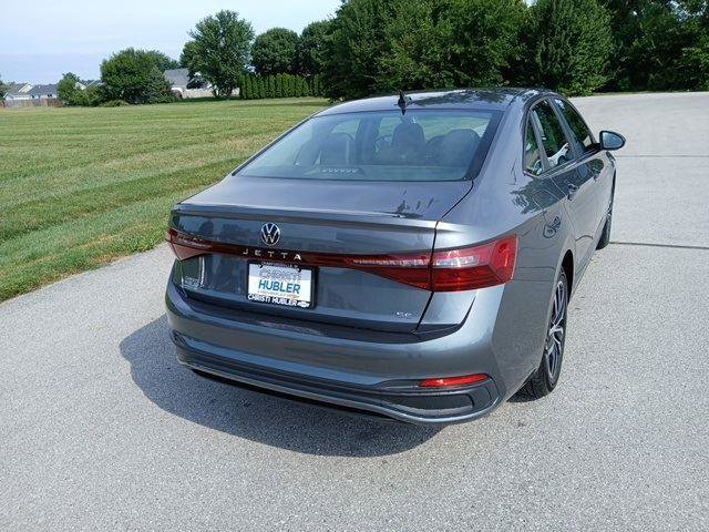 Used 2025 Volkswagen Jetta SE image 5