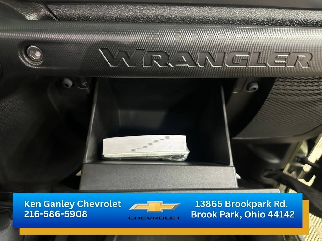 Used 2021 Jeep Wrangler Unlimited Sport AWD/4WD image 23