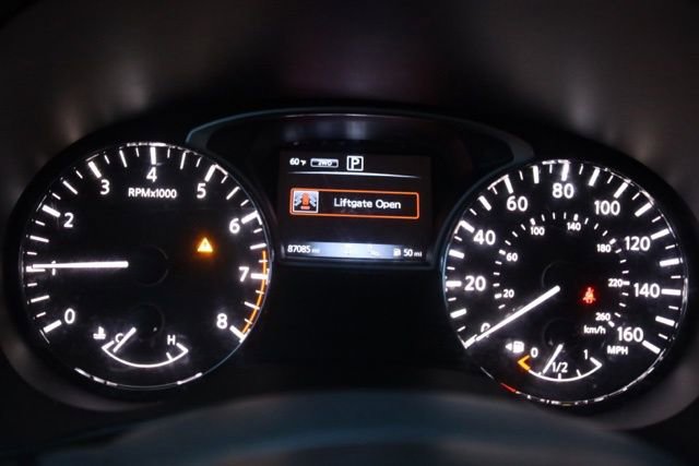 Used 2019 Nissan Pathfinder SV image 23