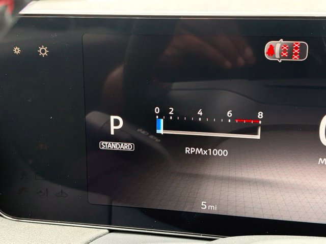 New 2027 Nissan Sentra SR w/ SR Premium Package FWD image 20