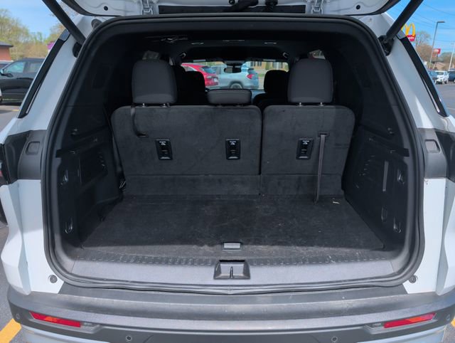 Certified 2024 Chevrolet Traverse LT image 23