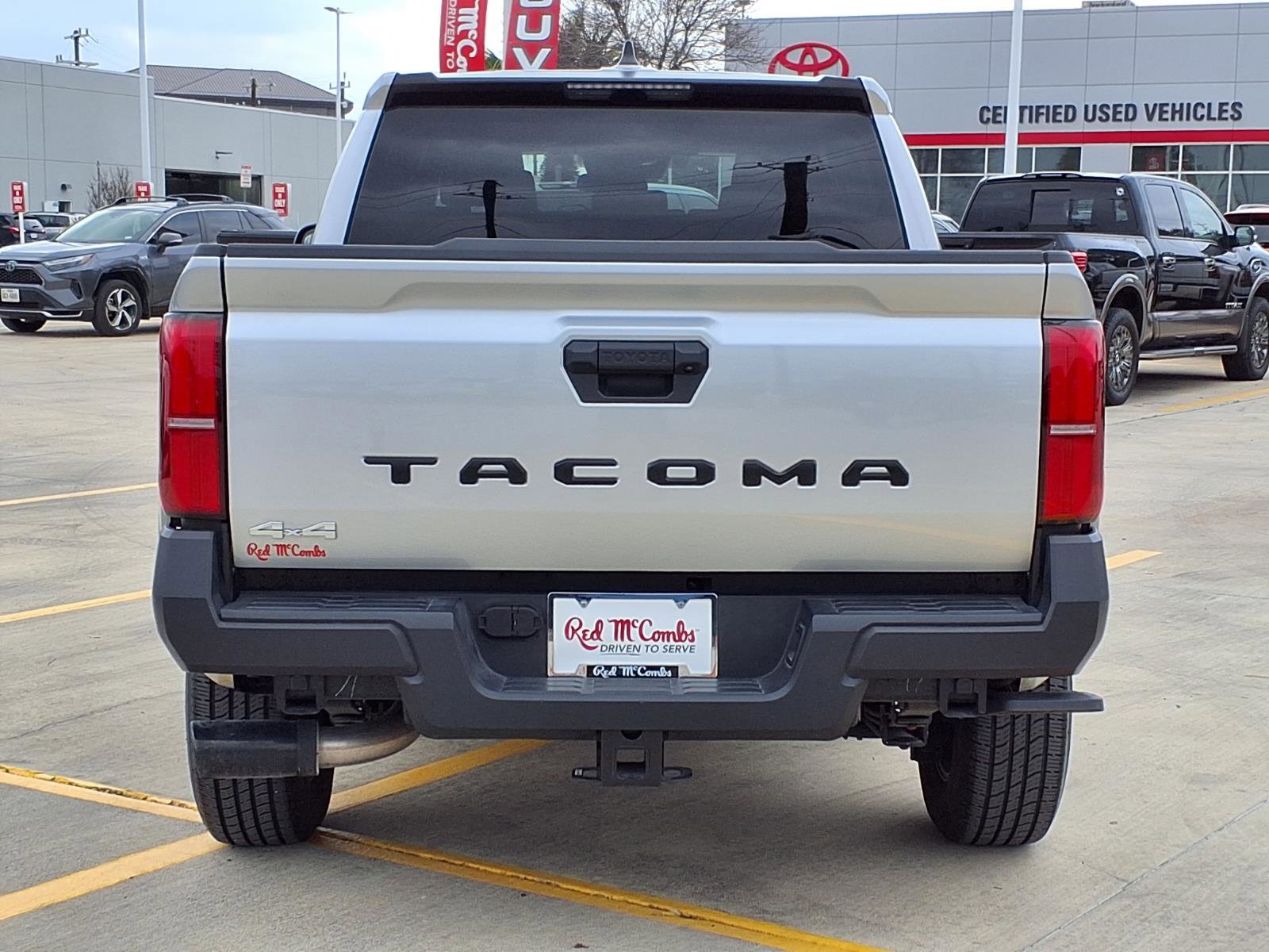 Used 2025 Toyota Tacoma SR image 6