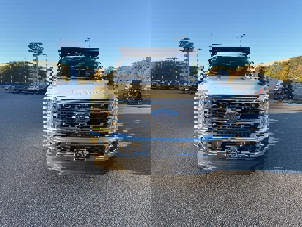 New 2025 Ford F350 XL w/ XL Chrome Package image 24