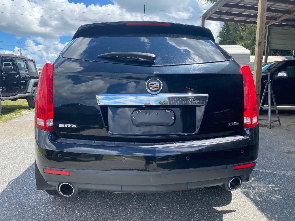 Used 2015 Cadillac SRX Luxury w/ Driver Awareness Package FWD image 9