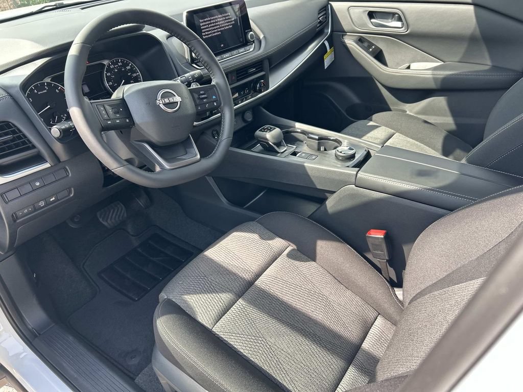 New 2026 Nissan Rogue SV AWD/4WD image 12
