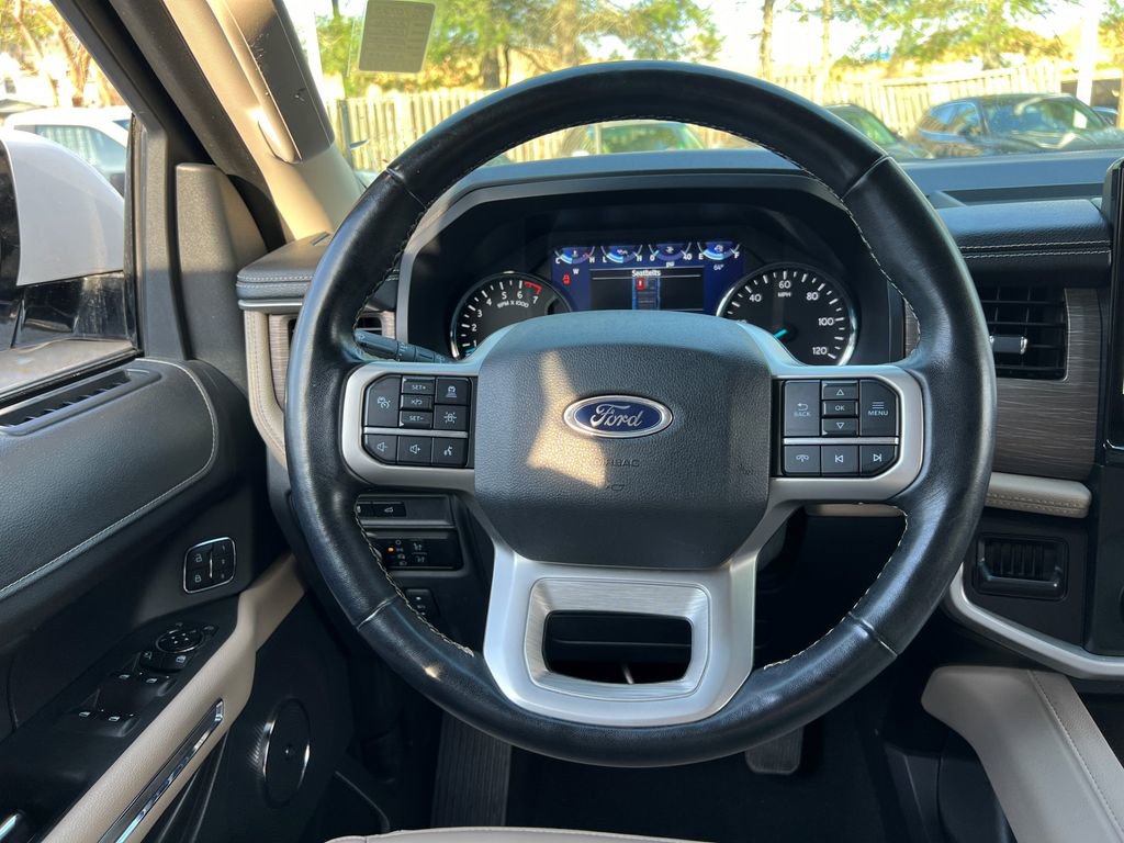 Used 2024 Ford Expedition Max Limited image 29