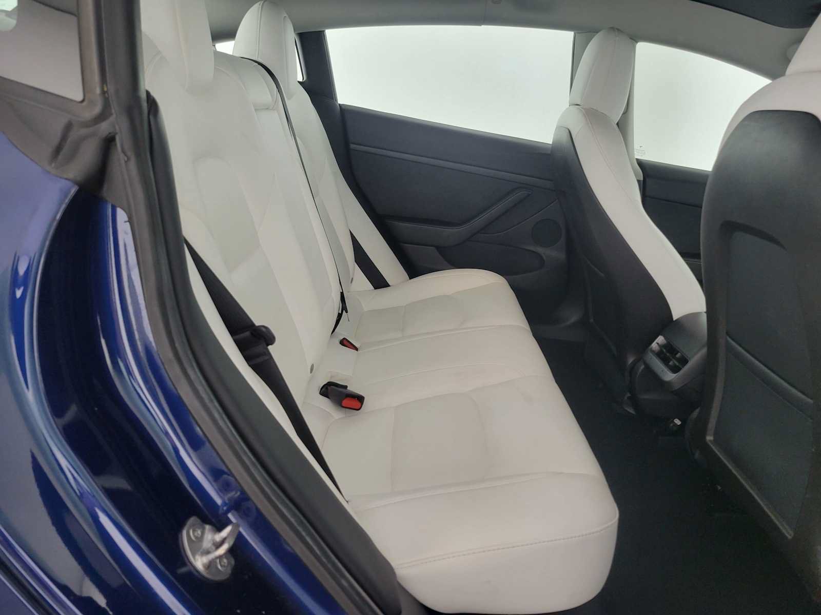 Used 2021 Tesla Model 3 Standard Range Plus RWD image 12