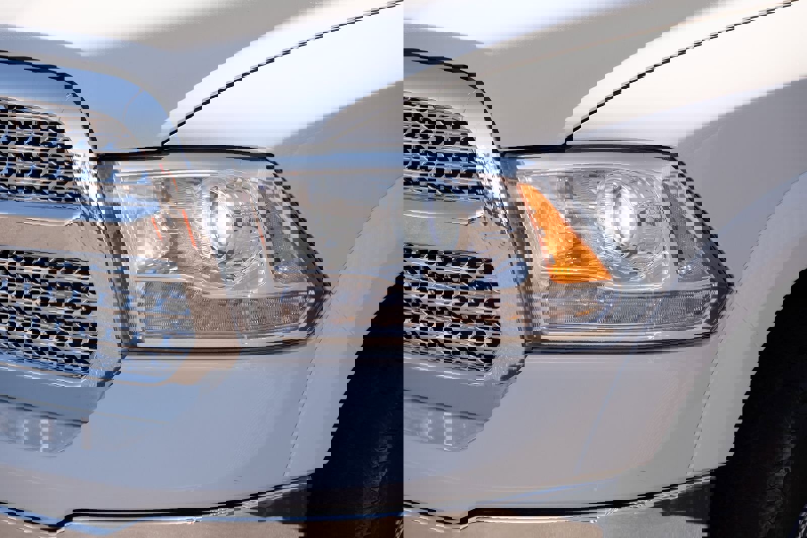 Used 2018 RAM 1500 Laramie w/ Convenience Group image 24