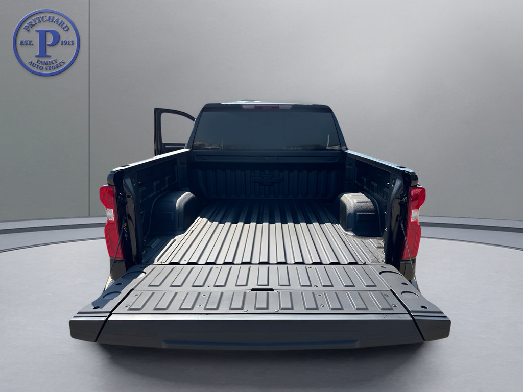 New 2026 Chevrolet Silverado 1500 High Country AWD/4WD image 7
