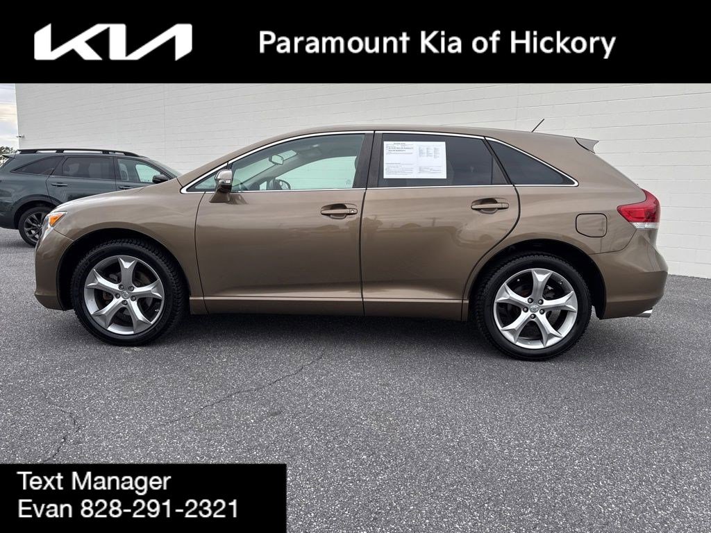 Used 2013 Toyota Venza LE image 4