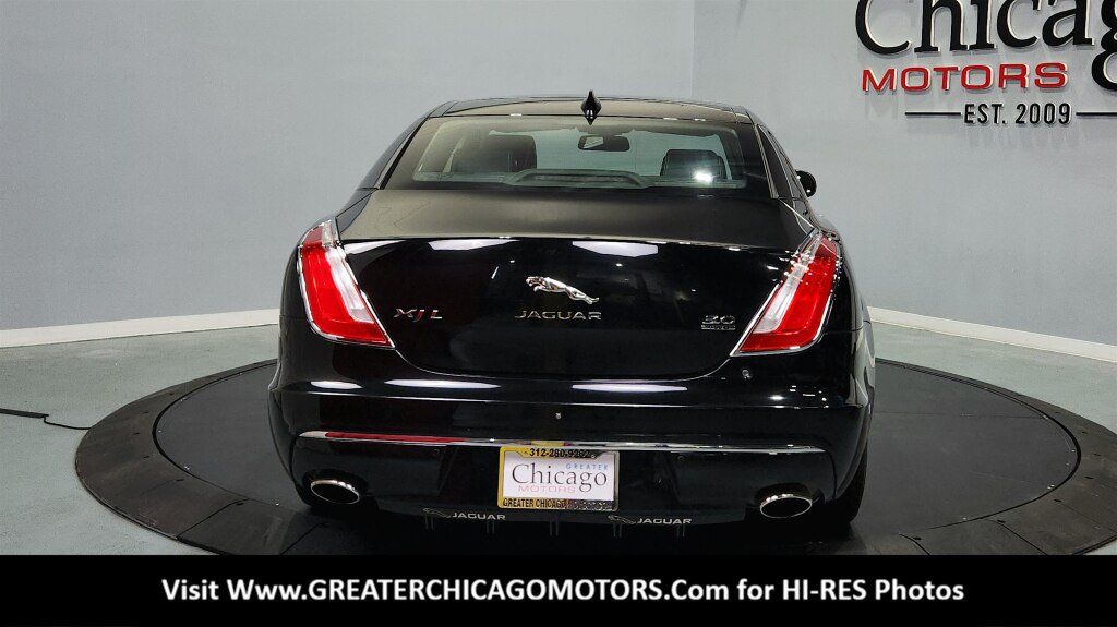 Used 2017 Jaguar XJ L Portfolio AWD/4WD image 10