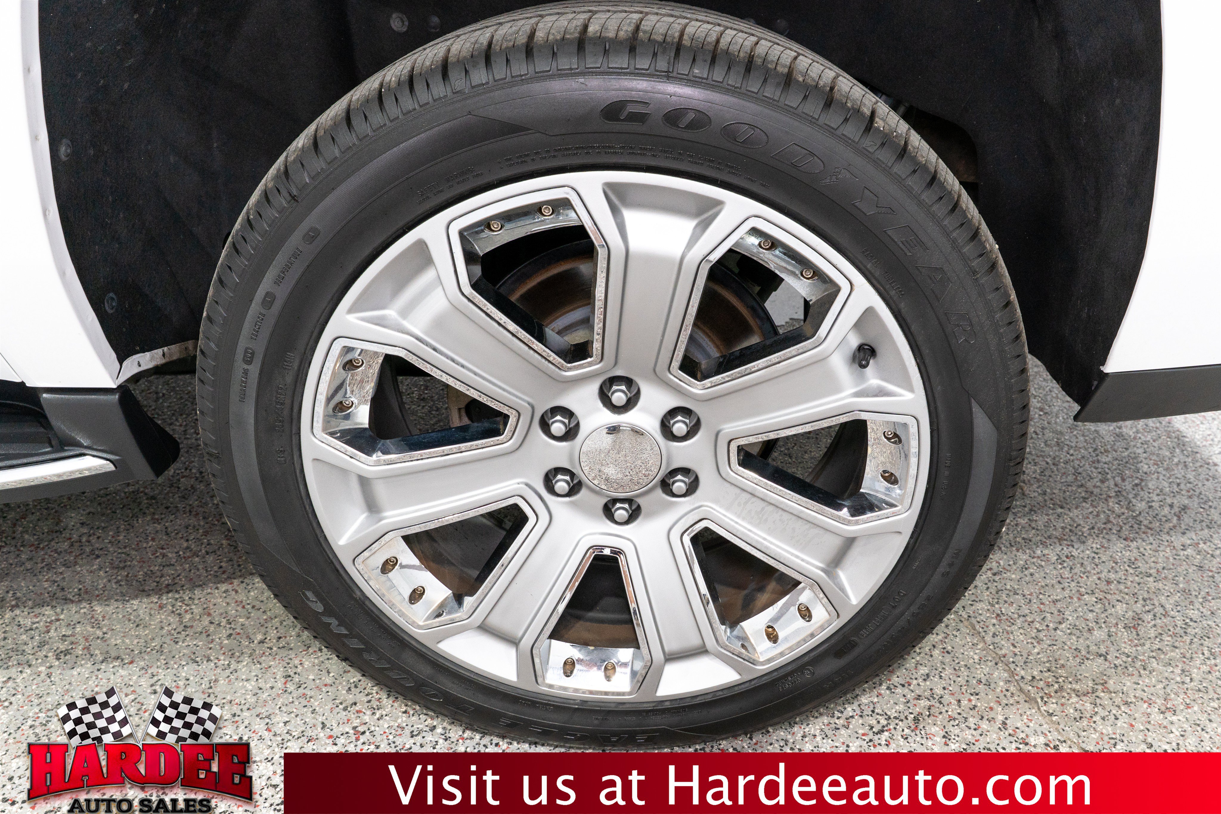 Used 2019 GMC Yukon XL SLT AWD/4WD image 10