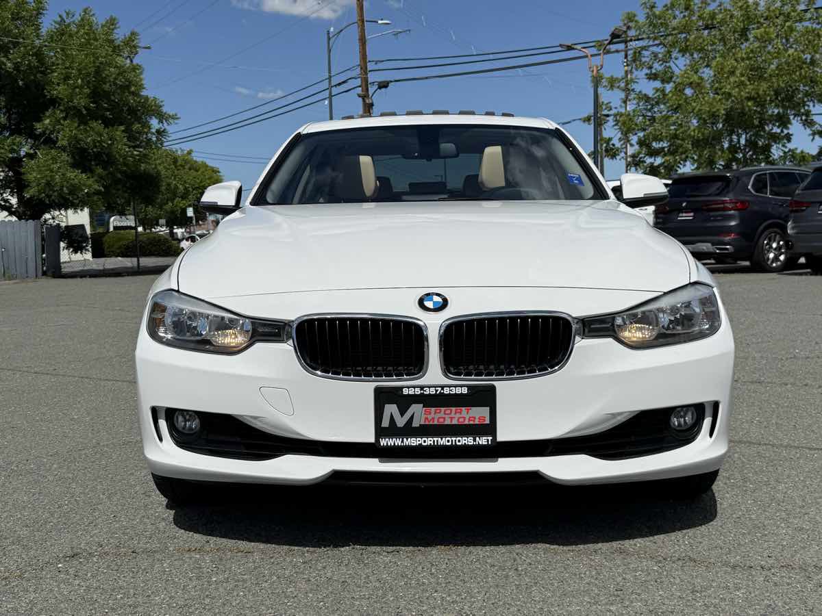 Used 2015 BMW 328i xDrive Sedan AWD/4WD image 2