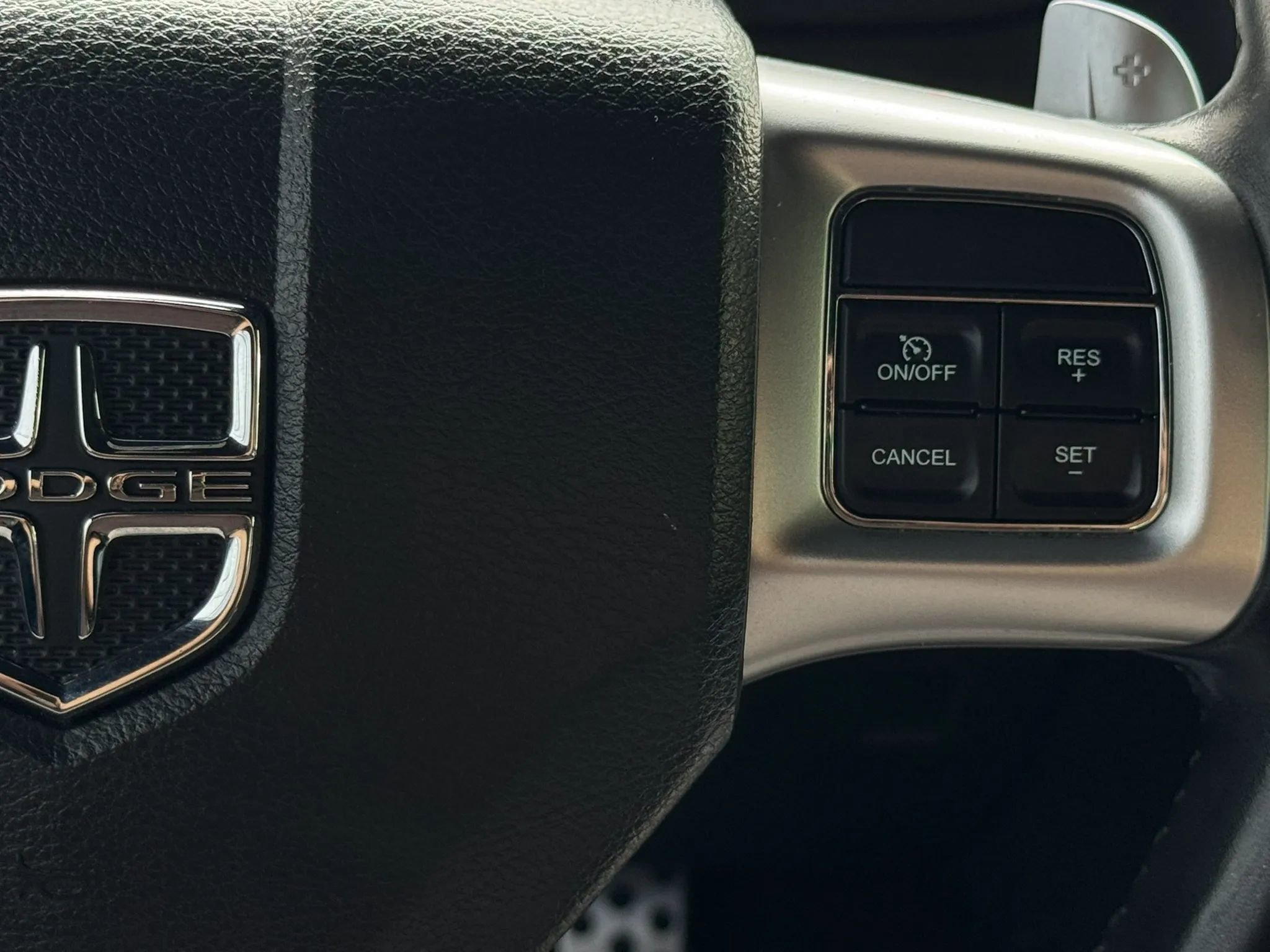 Used 2012 Dodge Challenger R/T RWD image 25
