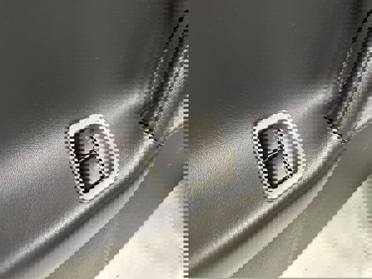 Used 2008 Pontiac Solstice GXP w/ Premium Package image 21