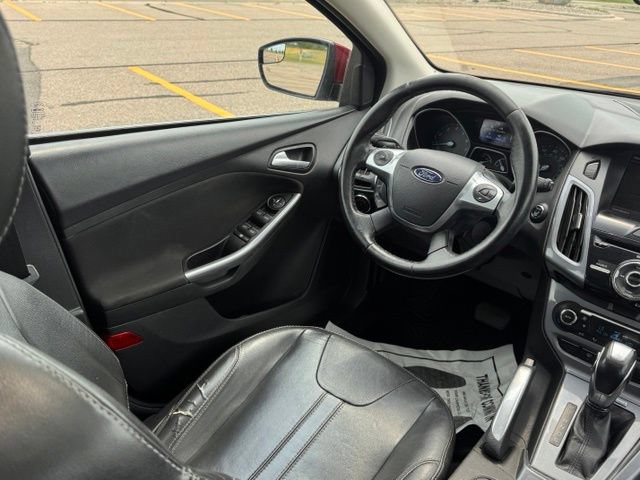 Used 2014 Ford Focus Titanium FWD image 15