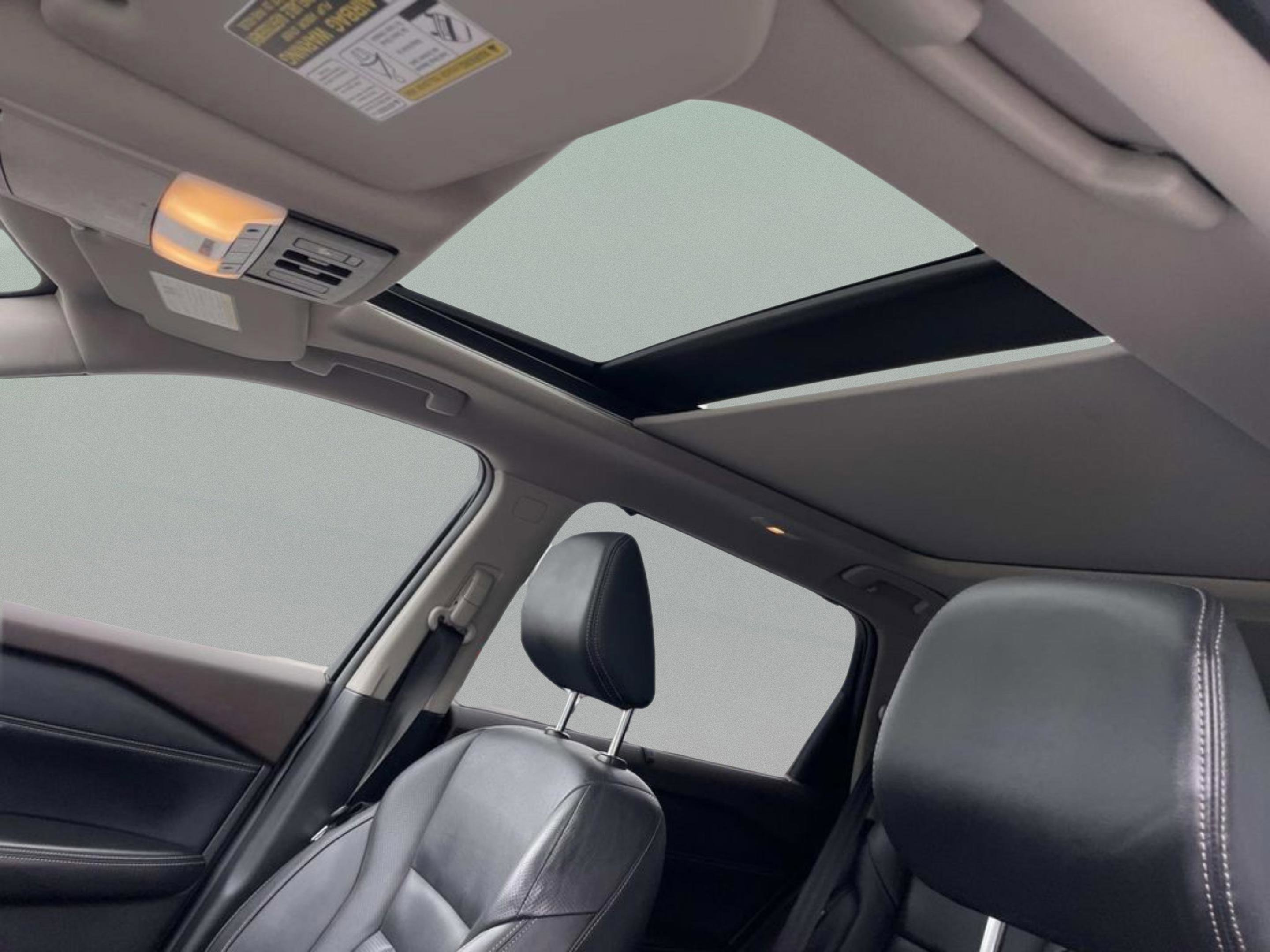 Used 2021 Nissan Rogue Platinum FWD image 22