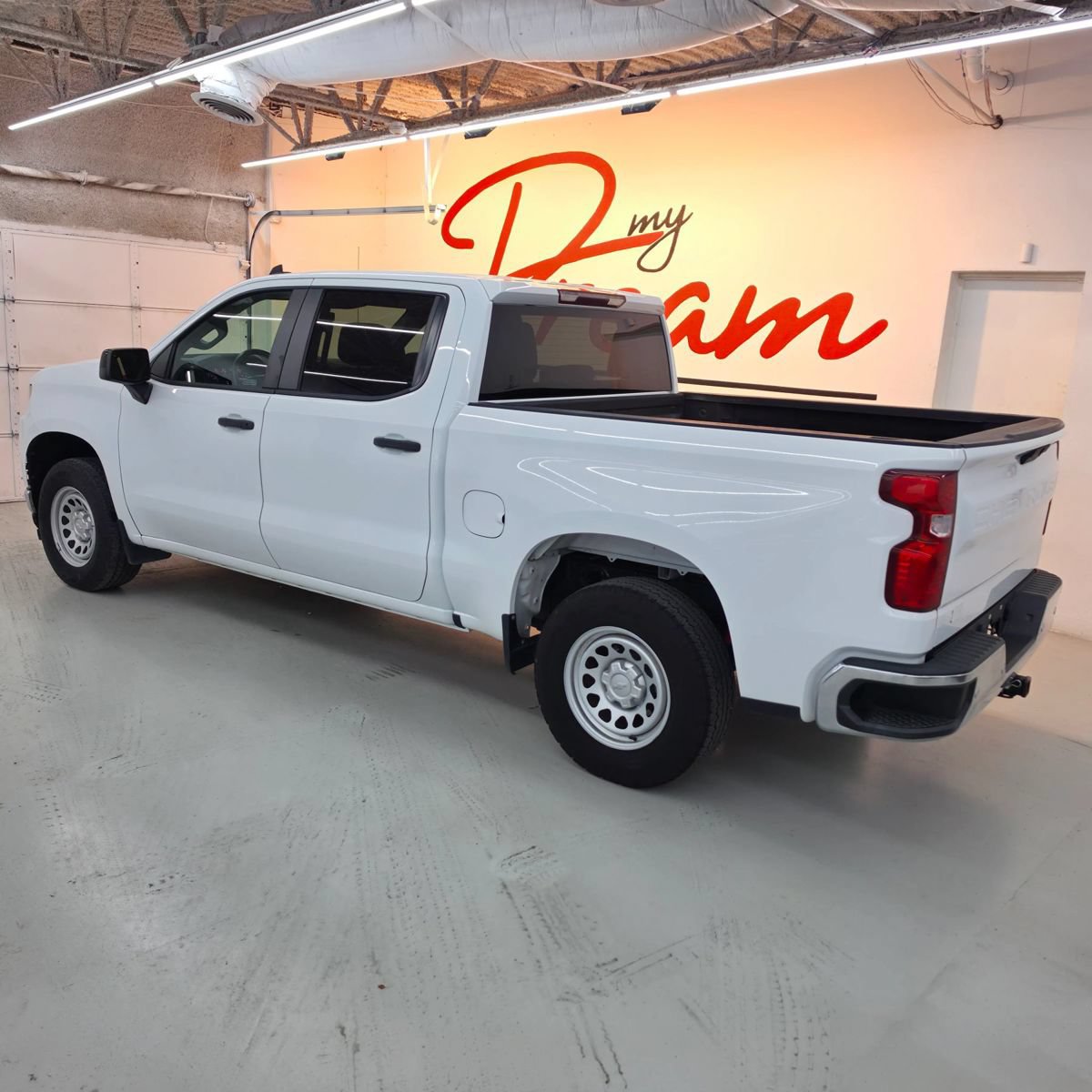 Used 2021 Chevrolet Silverado 1500 W/T w/ WT Value Package AWD/4WD image 6