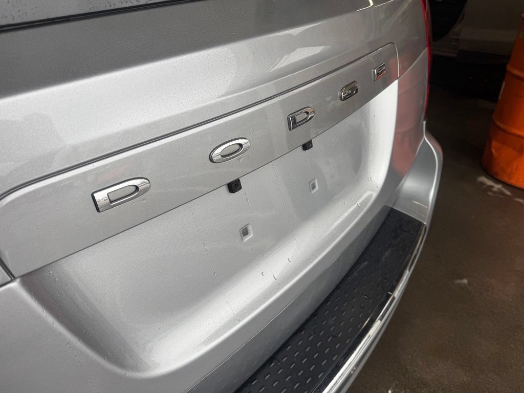 Used 2015 Dodge Grand Caravan SE FWD image 11