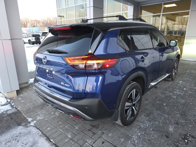 Used 2023 Nissan Rogue SL w/ SL Premium Package image 4
