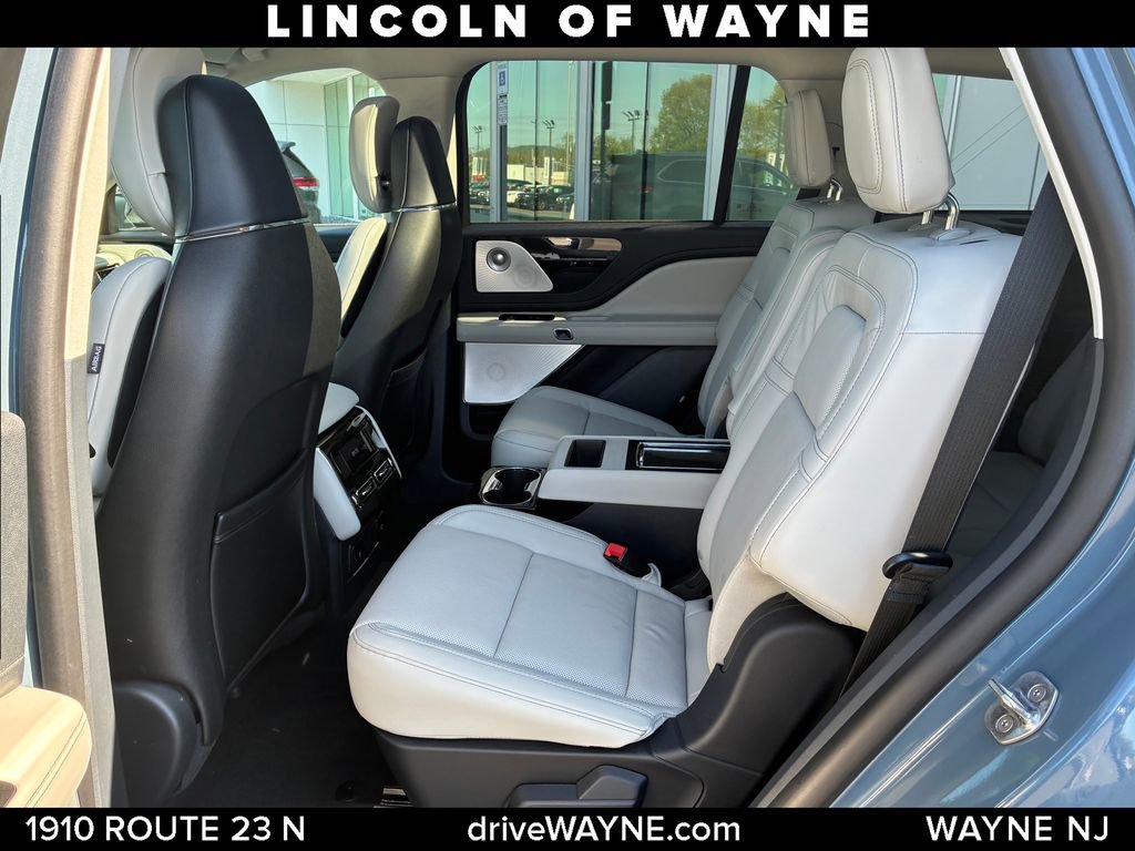 Used 2026 Lincoln Aviator Reserve AWD/4WD image 22